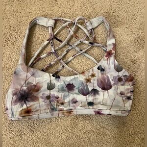 Lululemon free to be wild